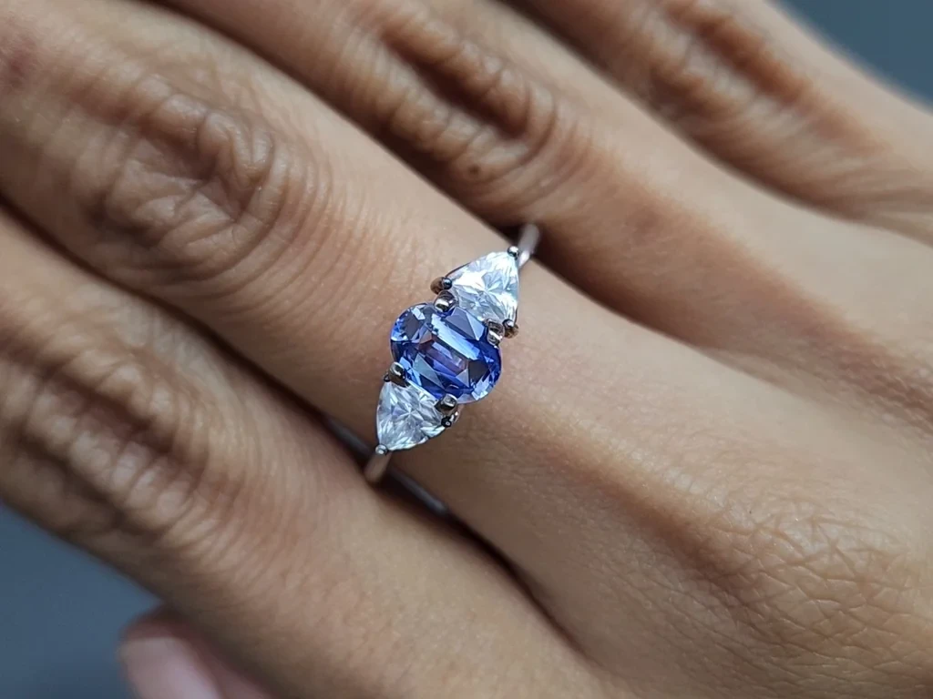 Сапфир Bi-color в огранке овал 1,05 карат, Шри-Ланка Изображение №5