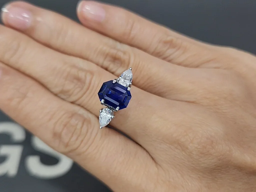 Сапфир Royal Blue в огранке октагон 3,14 карат, Шри-Ланка  Изображение №5