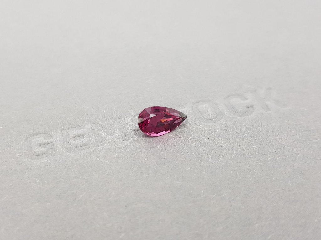 Пурпурный гранат родолит в огранке груша 1,56 карат, Шри-Ланка Изображение №2