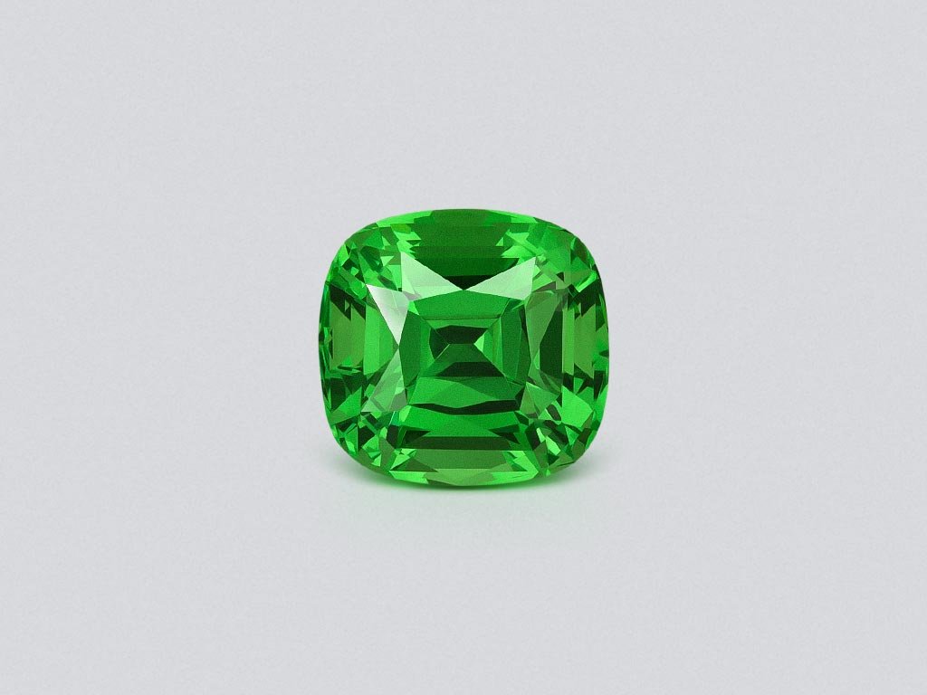 Гранат цаворит Intense Green в огранке кушон 1,54 карата, Танзания  Изображение №1