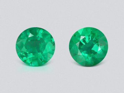 Пара изумрудов Vivid Green в огранке круг 2,34 карата, Замбия  photo