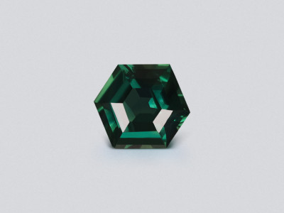 Сапфир Teal в огранке гексагон 1,51 карат, Мадагаскар photo