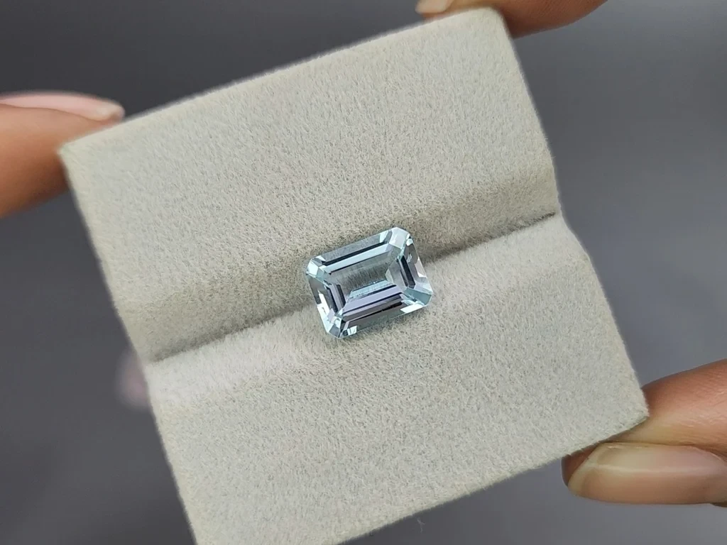 Аквамарин в огранке октагон 2,57 карат, Мадагаскар  Изображение №4