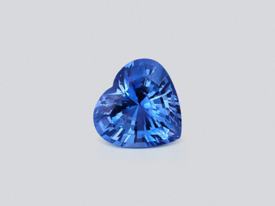 Негретый сапфир Cornflower Blue в огранке сердце 2,11 карат, Шри-Ланка photo
