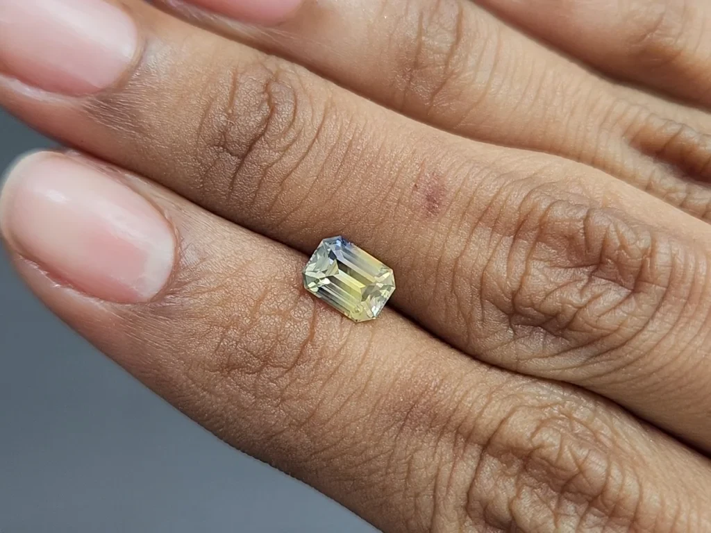 Сапфир Bi-color в огранке октагон 1,24 карат, Шри-Ланка Изображение №2