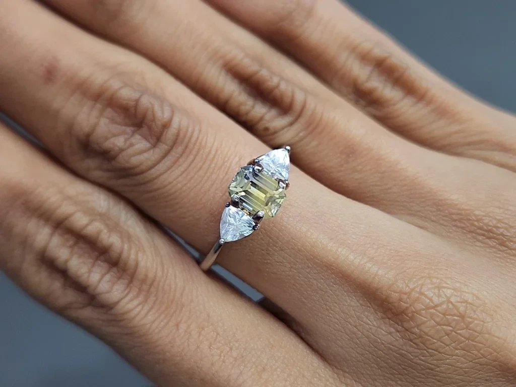 Сапфир Bi-color в огранке октагон 1,24 карат, Шри-Ланка Изображение №5