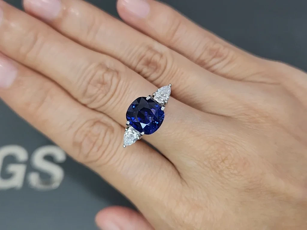 Сапфир Royal Blue в огранке кушон 6,00 карат, Шри-Ланка Изображение №5