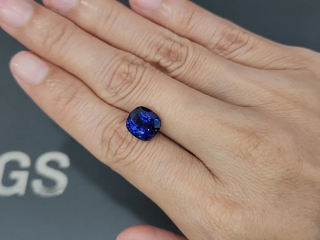 Сапфир Royal Blue в огранке кушон 6,00 карат, Шри-Ланка Изображение №2