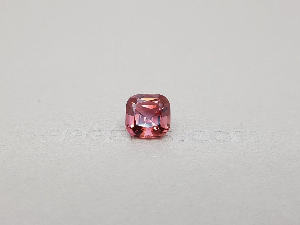 Насыщенный розовый турмалин 2,77 карата Изображение №1