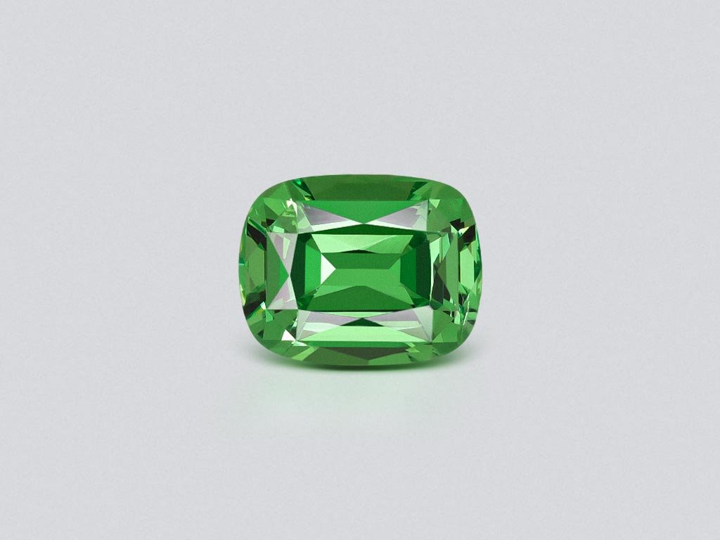 Гранат цаворит Intense Green в огранке кушон 1,65 карата, Танзания  Изображение №1