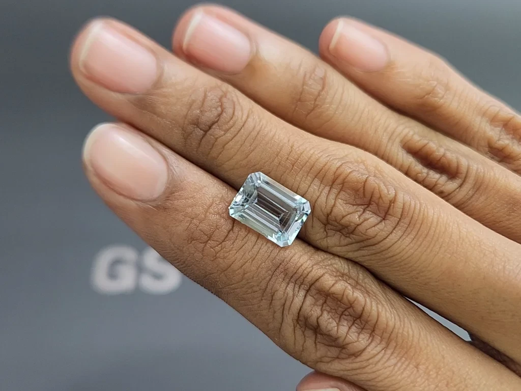 Аквамарин в огранке октагон 3,85 карат, Мадагаскар  Изображение №2