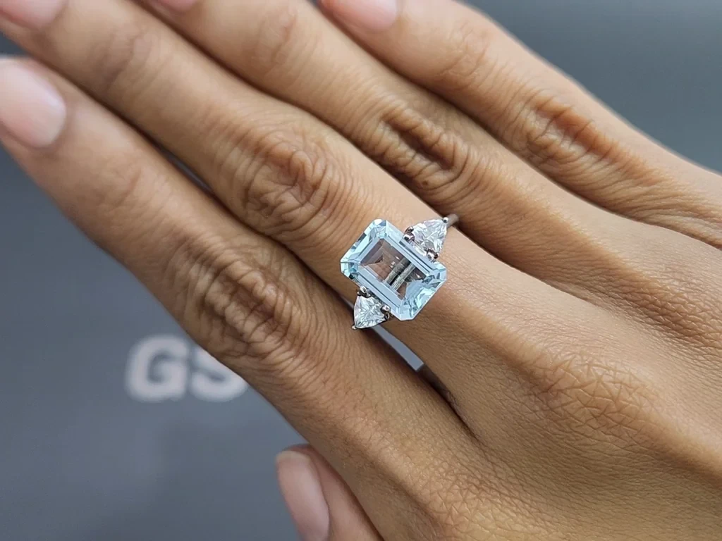 Аквамарин в огранке октагон 3,85 карат, Мадагаскар  Изображение №5