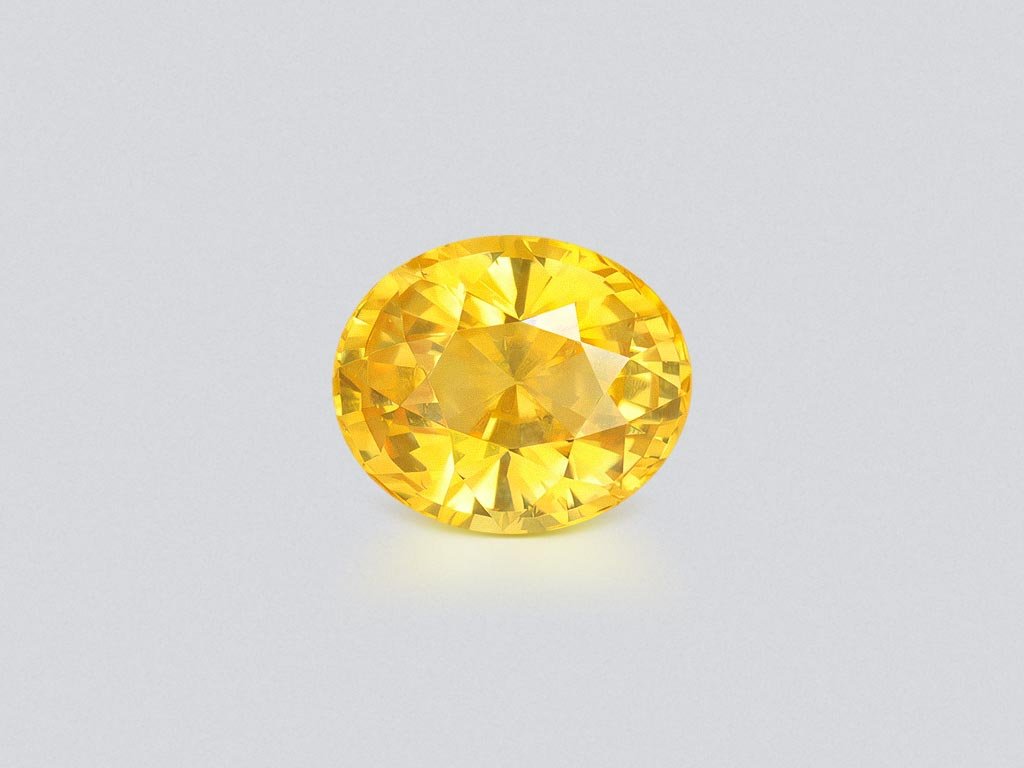 Желтый сапфир Golden color в огранке овал 1,52 карата, Шри -Ланка  Изображение №1
