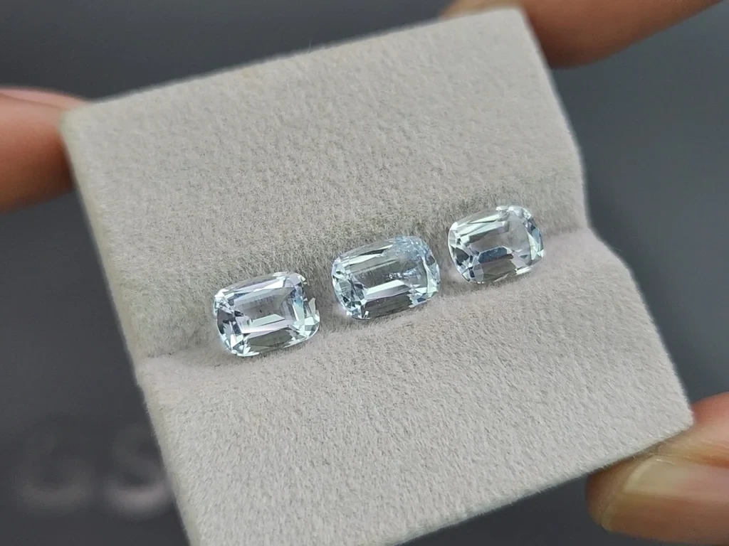 Сет аквамаринов в огранке кушон 4,29 карат, Мадагаскар Изображение №5