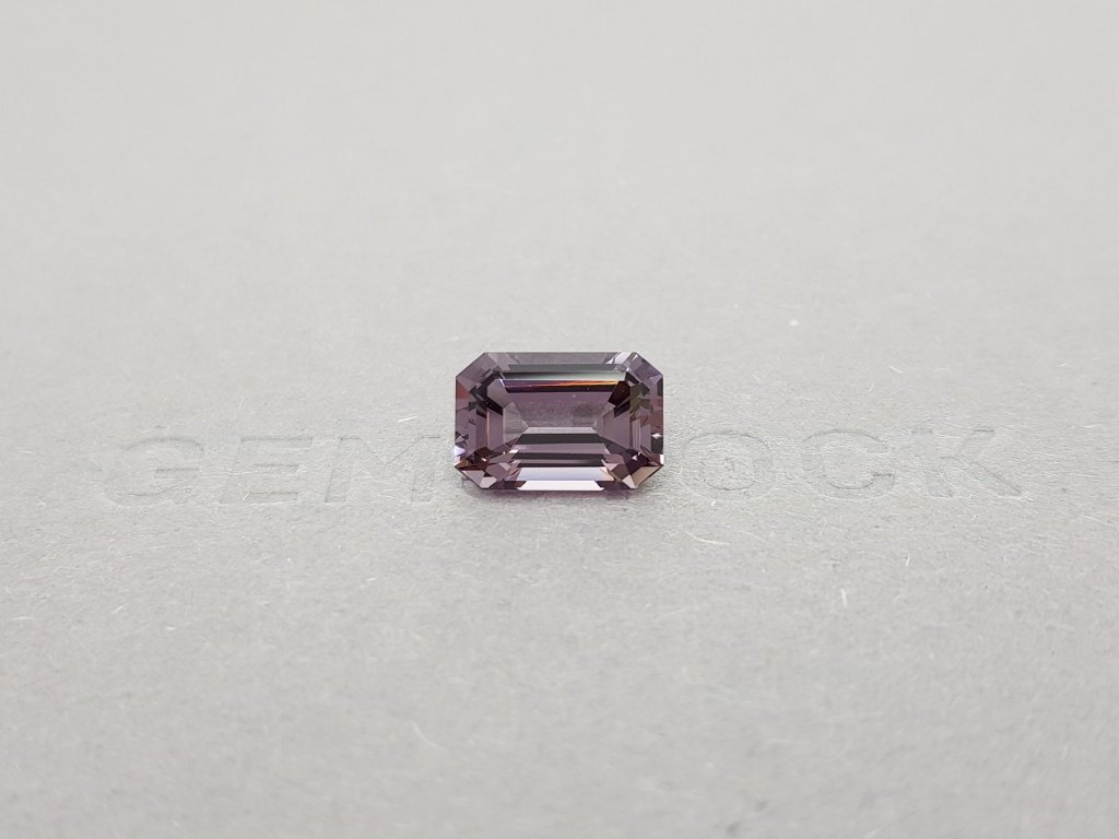 Пурпурно-серая шпинель в огранке октагон 4,45 карат, Бирма Изображение №1