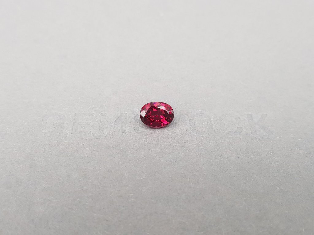 Пурпурный гранат родолит в огранке овал 1,52 карат, Шри-Ланка Изображение №1
