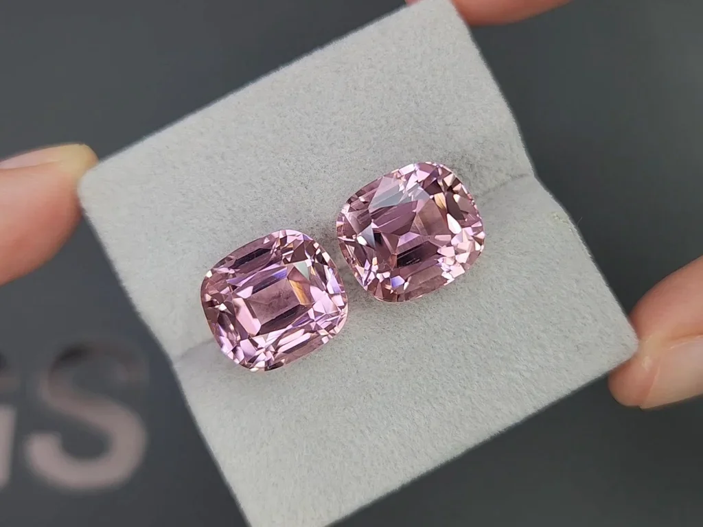 Пара розовых турмалинов (Baby Pink) в огранке кушон 23,48 карата, Афганистан  Изображение №4