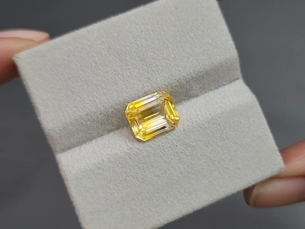 Сапфир Bi-color в огранке октагон 4,03 карат, Шри-Ланка Изображение №4