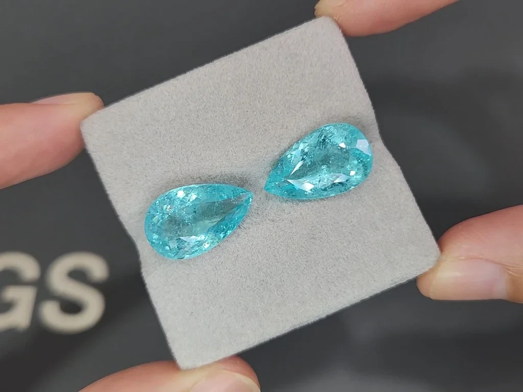 Пара неоновых турмалинов Параиба в огранке груша 13,44 карат, Мозамбик Изображение №4