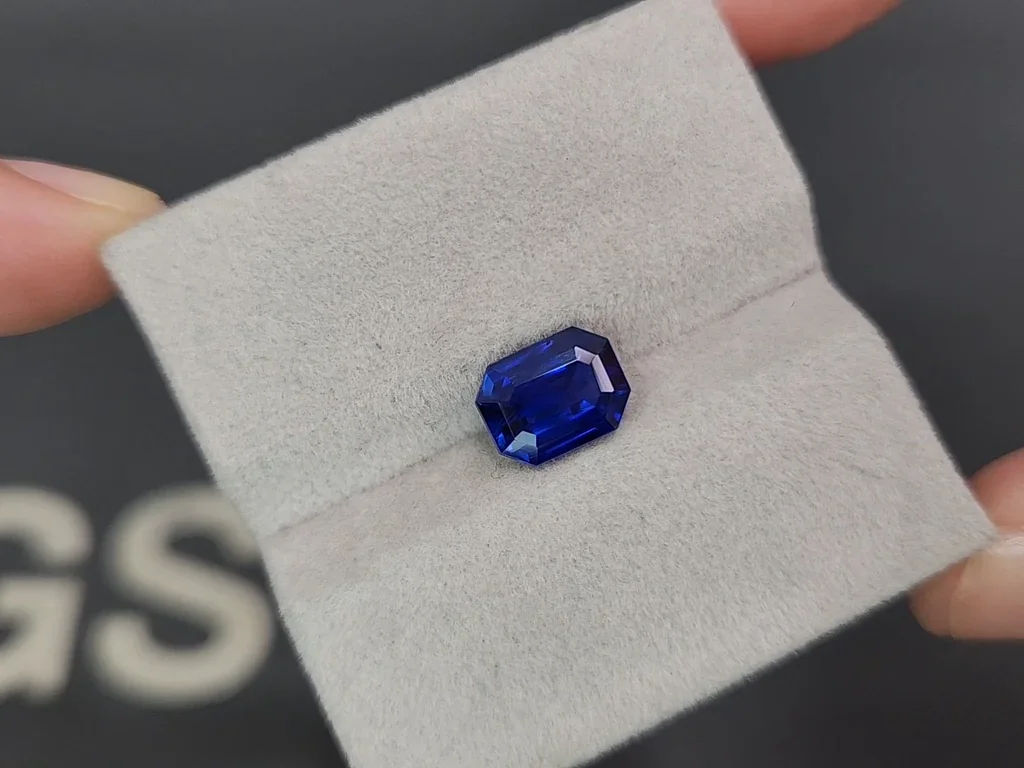 Сапфир Royal Blue в огранке октагон 3,14 карат, Шри-Ланка Изображение №4