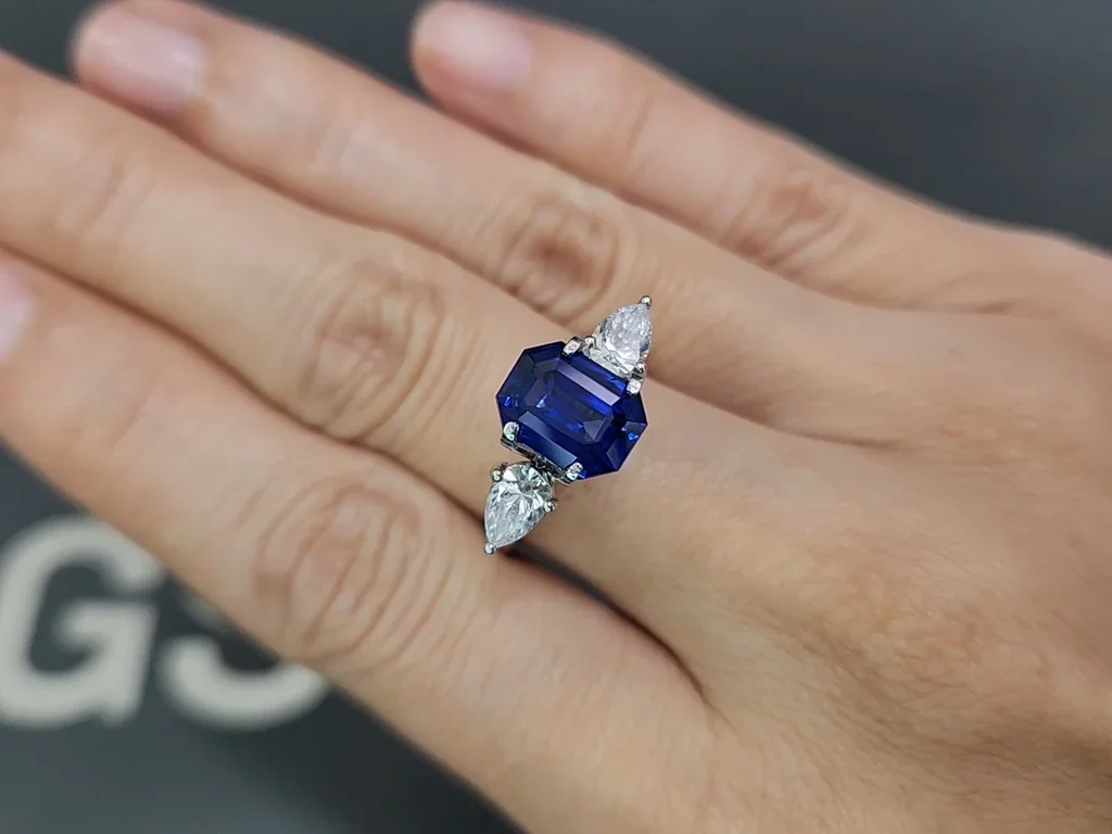 Сапфир Royal Blue в огранке октагон 3,14 карат, Шри-Ланка Изображение №5