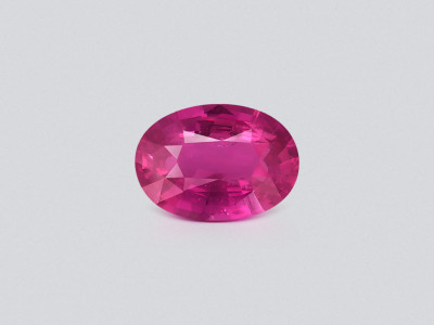 Негретый сапфир Vivid Pink в огранке овал 2,05 карата, Мадагаскар  photo