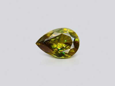 Оливковый сфен 9,70 карата, Мадагаскар photo