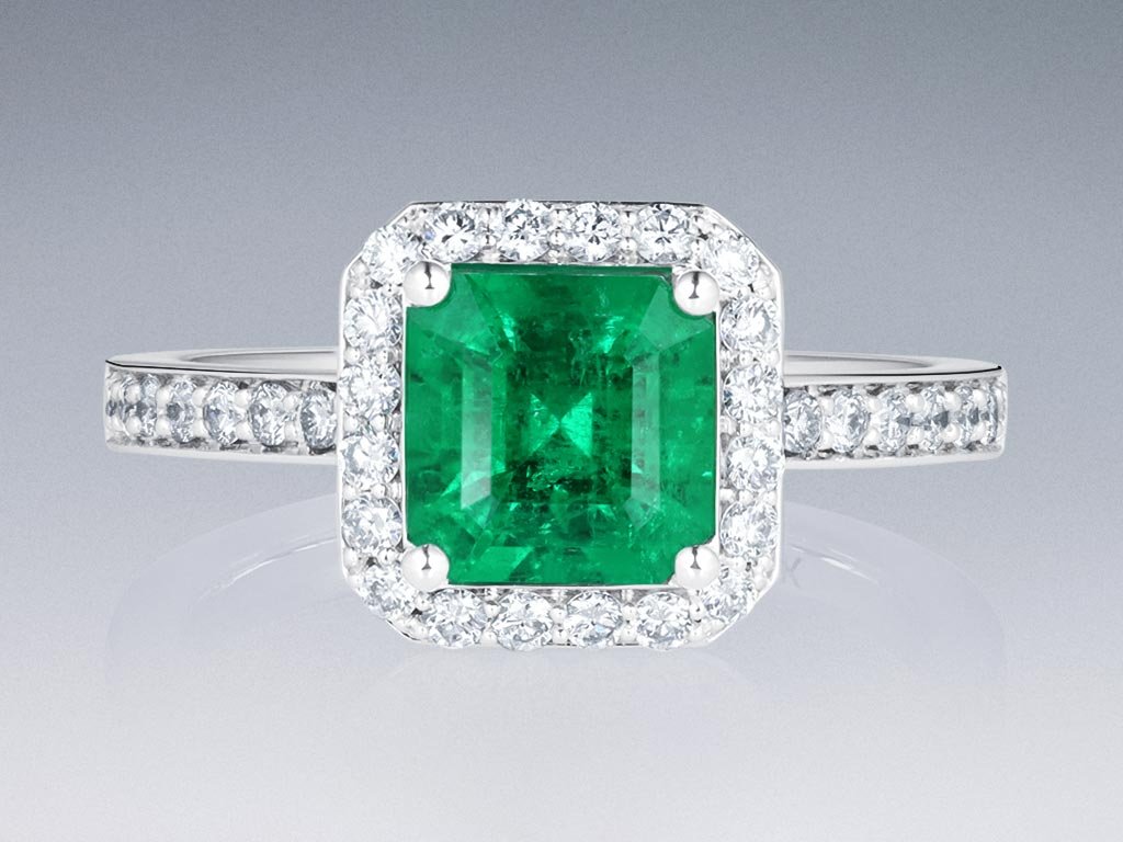 Кольцо с колумбийским изумрудом цвета Muzo Green 1,45 карат и бриллиантами в белом золоте 750 пробы Изображение №1