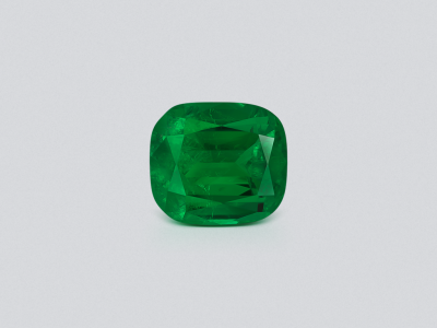 Изумруд Vivid Green в огранке кушон 4,83 карата, Панджшер photo
