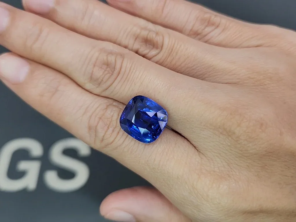 Сапфир Royal Blue в огранке кушон 13,12 карат, Шри-Ланка  Изображение №2