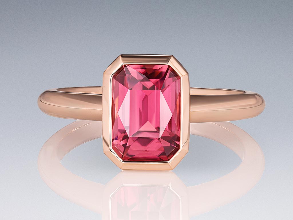 Кольцо с турмалином рубеллитом 2,84 карата в розовом золоте 750 пробы Изображение №1