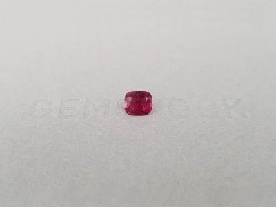 Насыщенно-розовый турмалин рубеллит в огранке кушон 0,80 карат photo