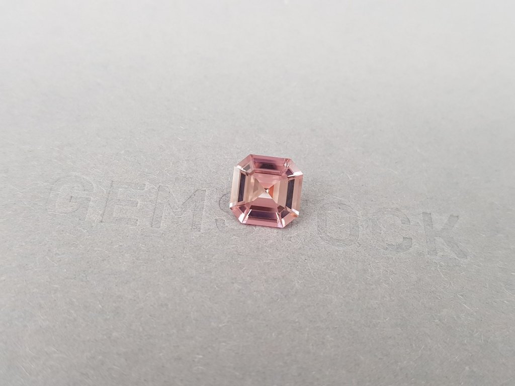 Кольцо с розовым турмалином 2,00 карата и бриллиантами в розовом золоте 750 пробы Изображение №6