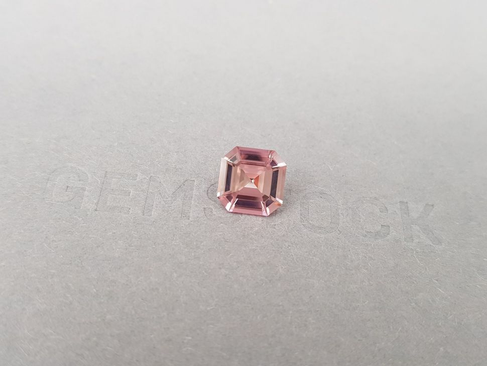Кольцо с розовым турмалином 2,00 карата и бриллиантами в розовом золоте 750 пробы Изображение №7