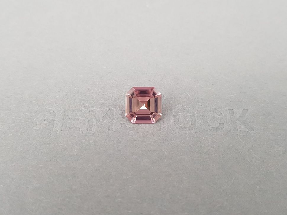 Кольцо с розовым турмалином 2,00 карата и бриллиантами в розовом золоте 750 пробы Изображение №5