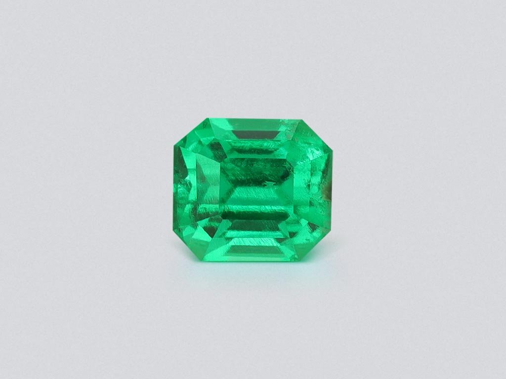 Изумруд Vivid Green в огранке октагон 1,06 карата, Панджшер Изображение №1