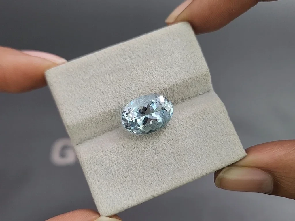 Аквамарин в огранке овал 5,38 карат, Мадагаскар  Изображение №4