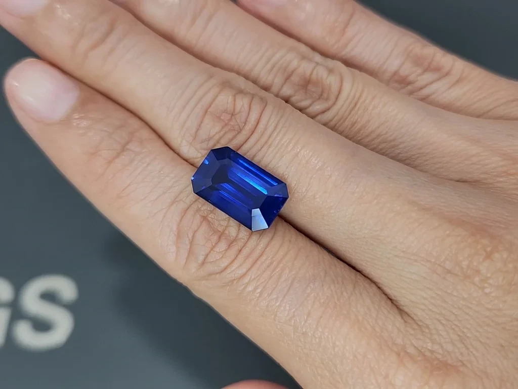 Сапфир Royal Blue в огранке октагон 8,40 карат, Шри-Ланка Изображение №2