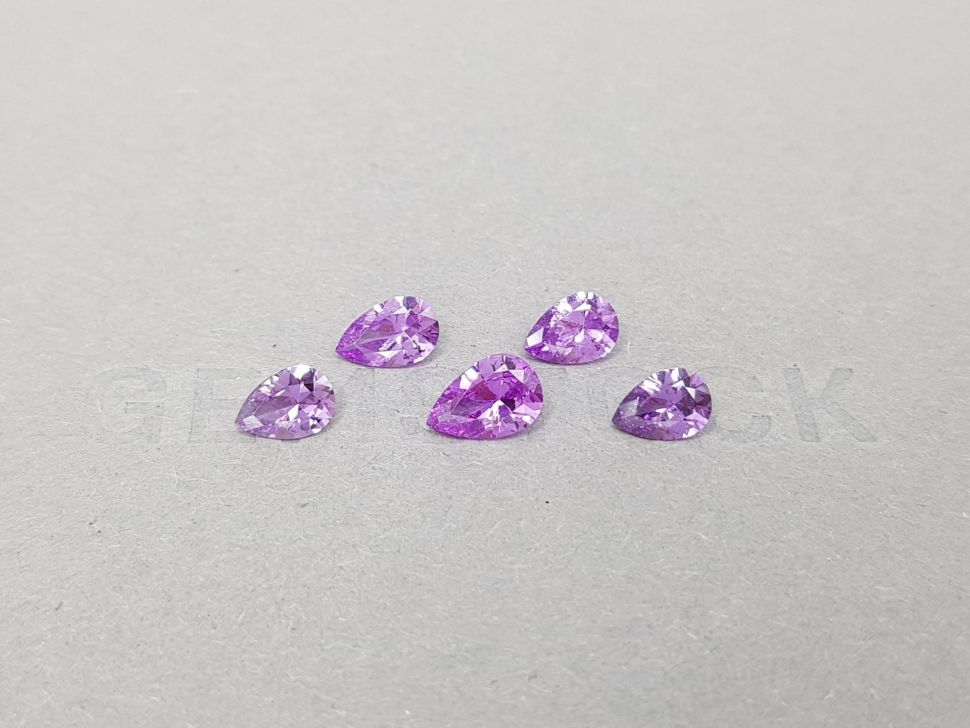 Сет ярко-фиолетовых мадагаскарских сапфиров 2,91 карата Изображение №1