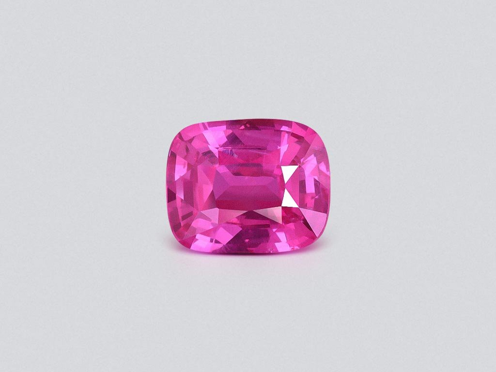 Негретый сапфир Vivid Pink в огранке кушон 1,05 карата, Шри-Ланка Изображение №1
