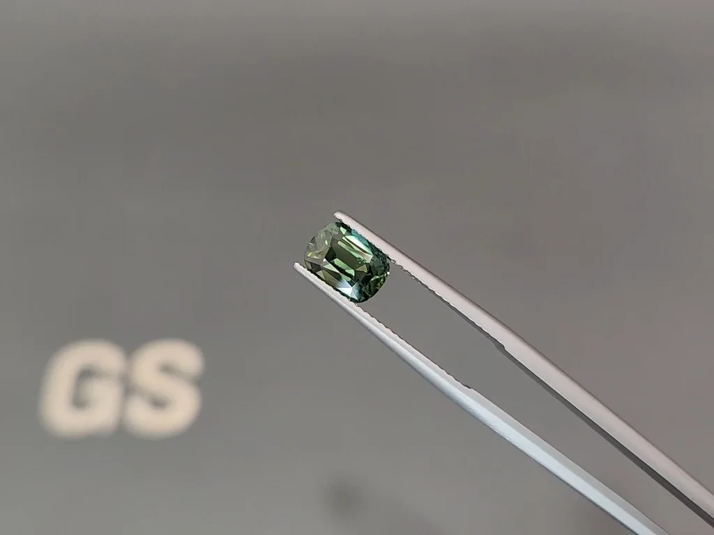 Сапфир Teal в огранке кушон 1,99 карат, Мадагаскар Изображение №3