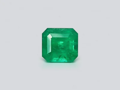 Колумбийский изумруд цвета Vivid Green в огранке октагон 1,23 карат photo