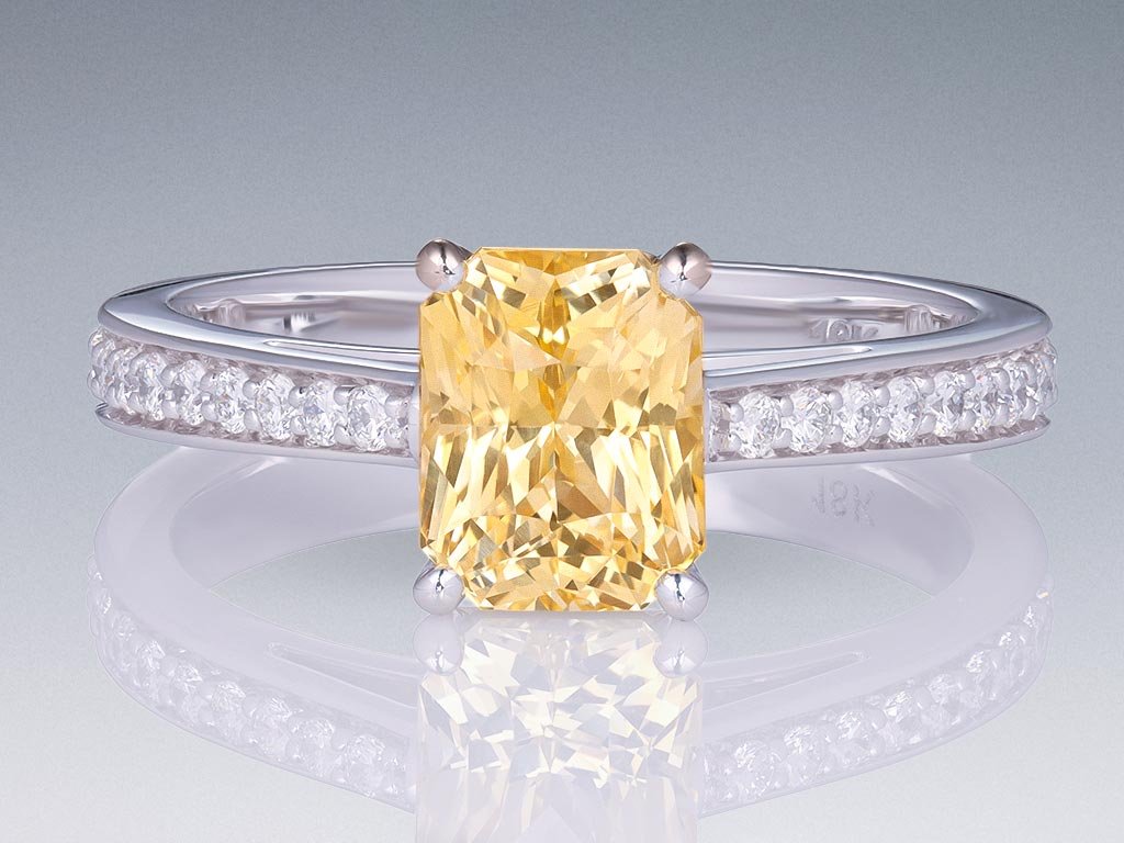 Кольцо с золотым сапфиром 2,06 карат и бриллиантами в белом золоте 750 пробы Изображение №1