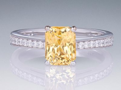 Кольцо с золотым сапфиром 2,06 карат и бриллиантами в белом золоте 750 пробы photo