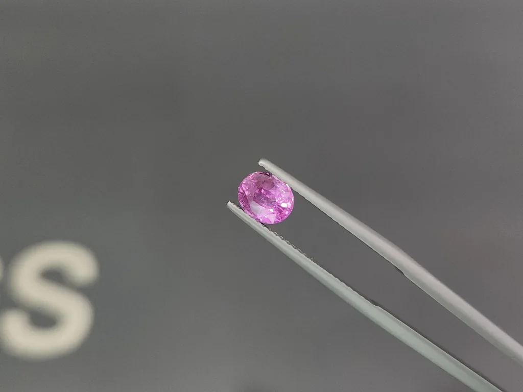 Сапфир Baby Pink в огранке овал 1,13 карат, Мадагаскар  Изображение №3