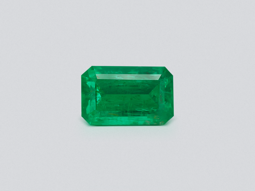 Изумруд Vivid Green в огранке октагон 1,23 карата, Панджшер Изображение №1