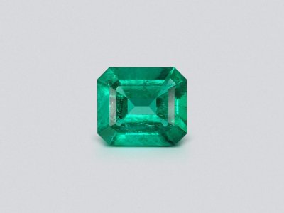 Изумруд Vivid Green из Колумбии в огранке октагон 1,49 карат photo