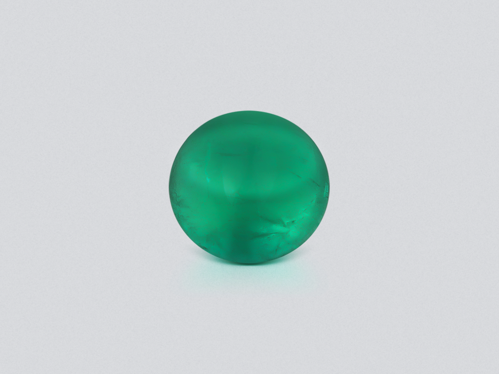 Изумруд  Intense Green в огранке кабошон 2,91 карата, Россия Изображение №1