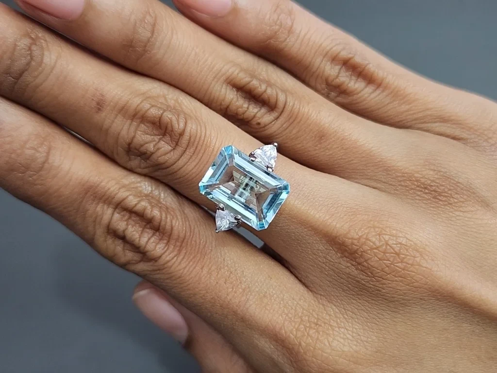 Аквамарин в огранке октагон 5,92 карат, Мадагаскар Изображение №5