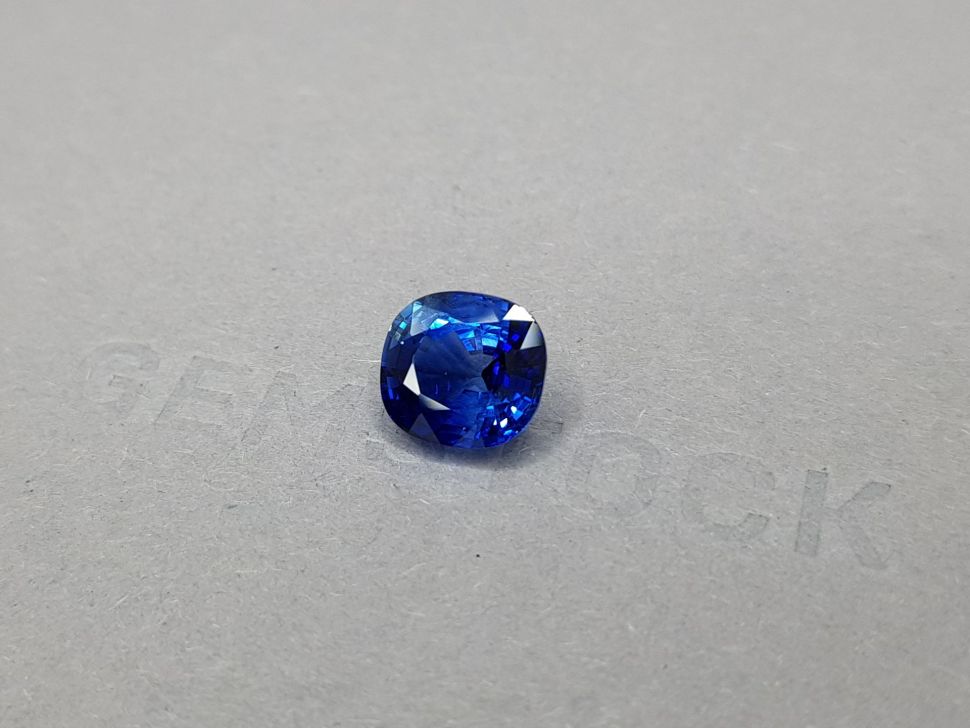 Насыщенный синий сапфир из Шри-Ланки 4,94 карата Изображение №3